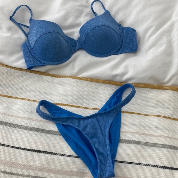 TRIANGL bikini - Picture 1 of 3